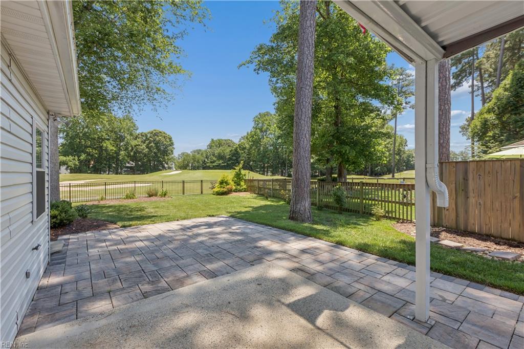 812 E Willow Point Place Newport News VA 23602