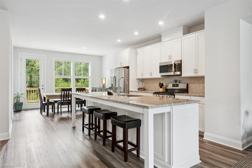 115 Daybeacon Street Yorktown VA 23692
