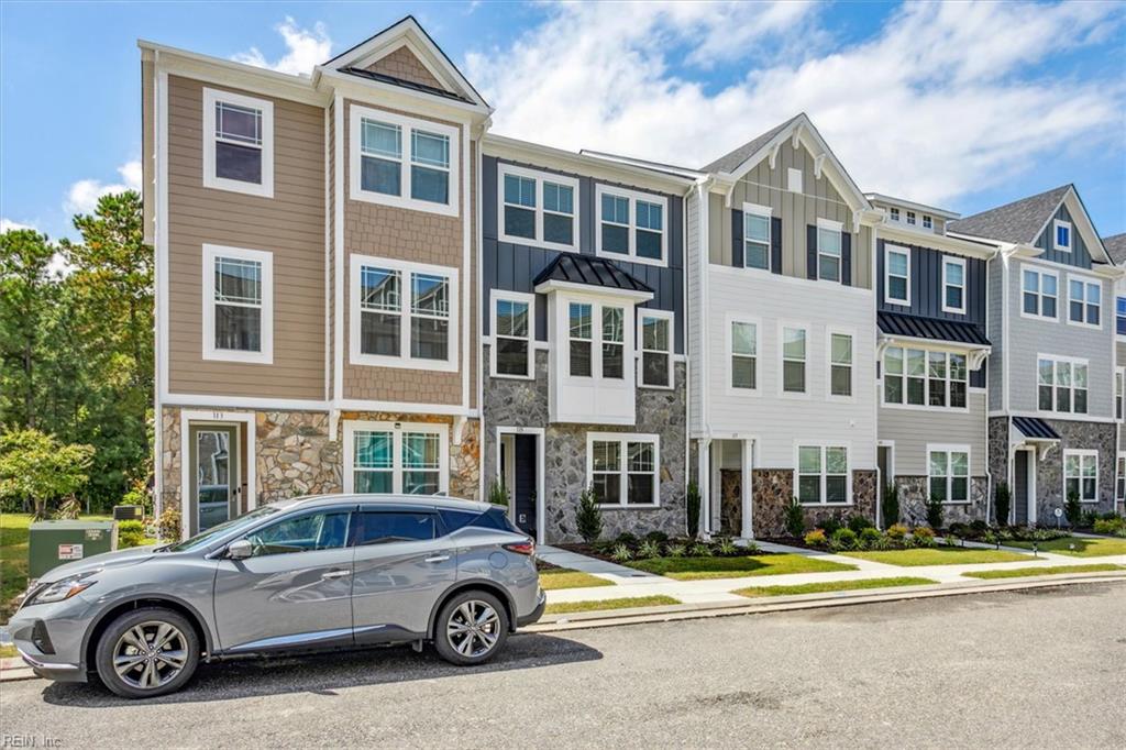 115 Daybeacon Street Yorktown VA 23692