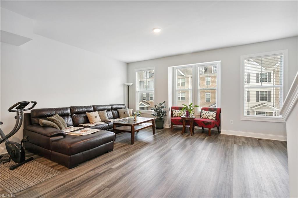 115 Daybeacon Street Yorktown VA 23692
