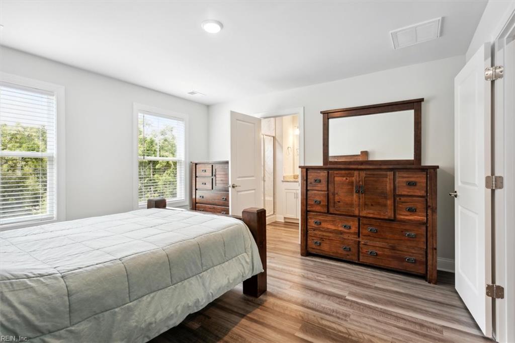 115 Daybeacon Street Yorktown VA 23692