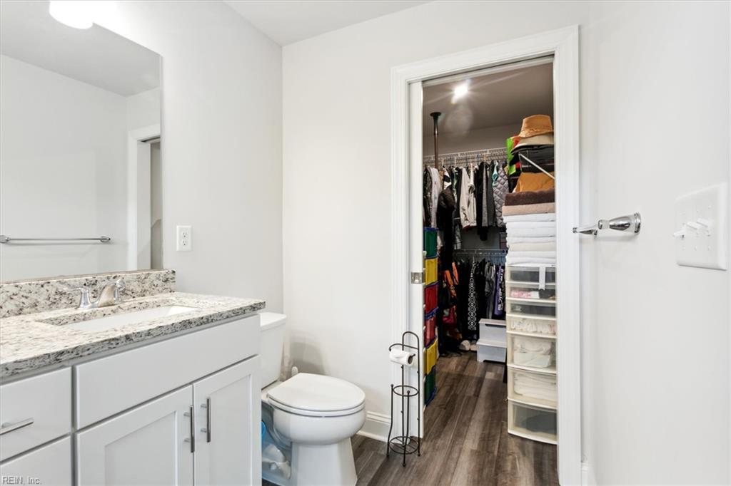 115 Daybeacon Street Yorktown VA 23692