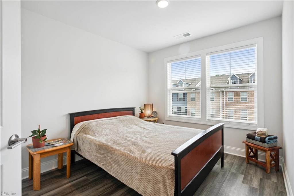 115 Daybeacon Street Yorktown VA 23692