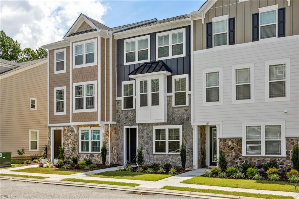 115 Daybeacon Street Yorktown VA 23692