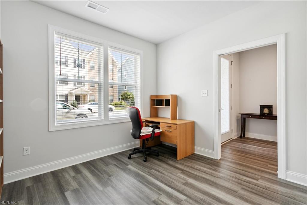 115 Daybeacon Street Yorktown VA 23692