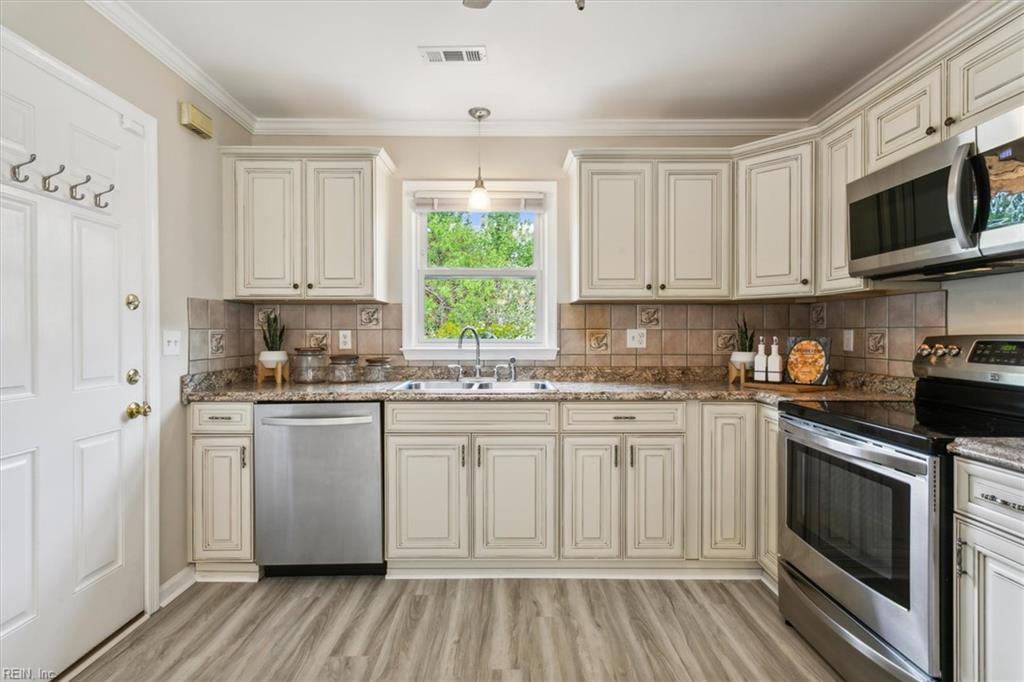 106 Captains Lane Newport News VA 23602