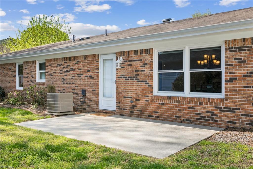 106 Captains Lane Newport News VA 23602