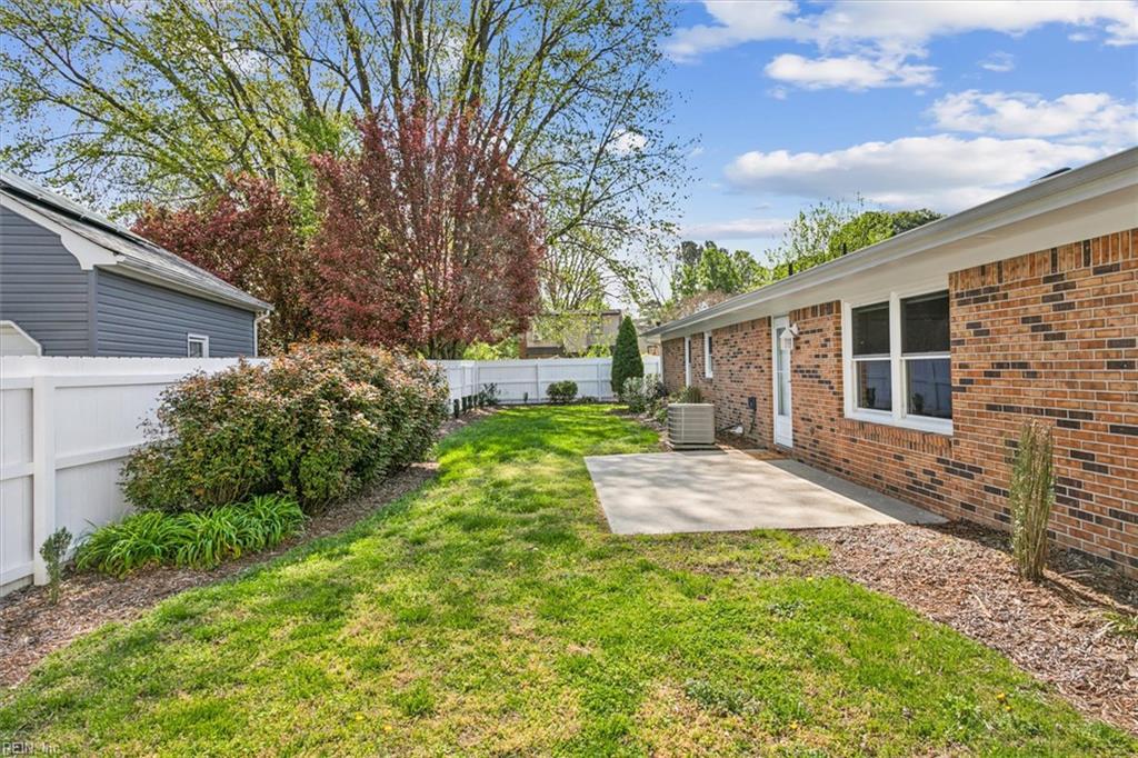 106 Captains Lane Newport News VA 23602