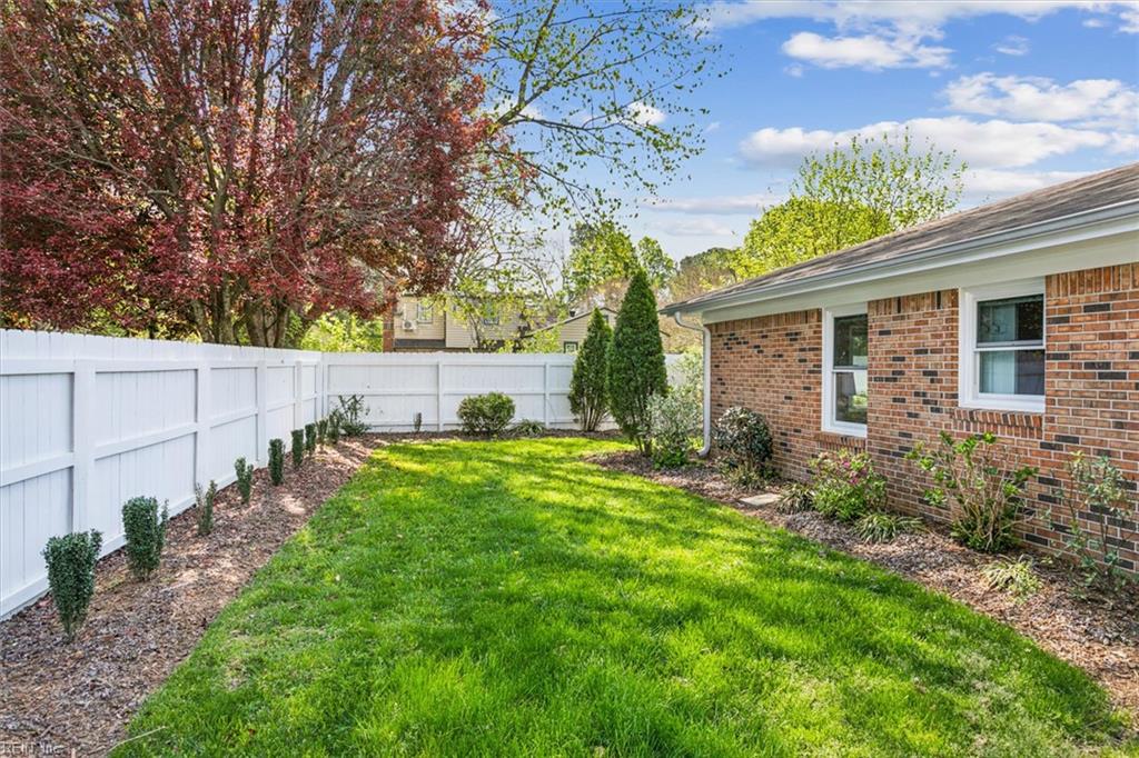 106 Captains Lane Newport News VA 23602