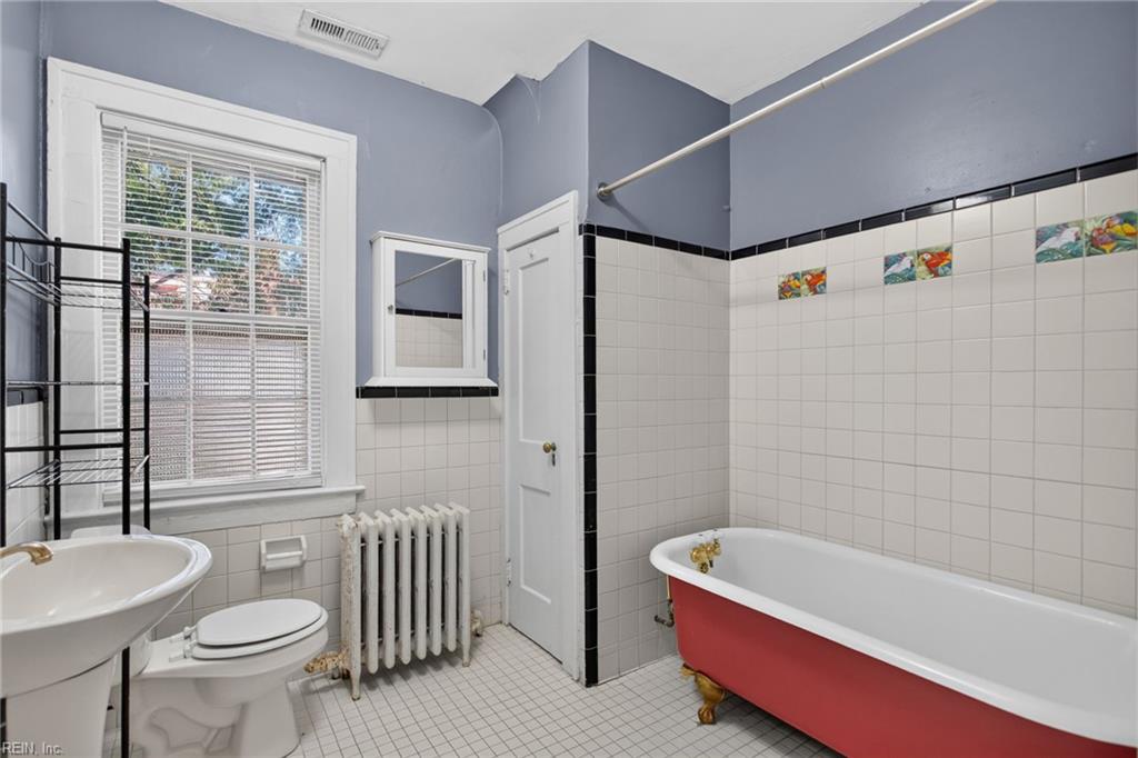 5212 Huntington Avenue Newport News VA 23607