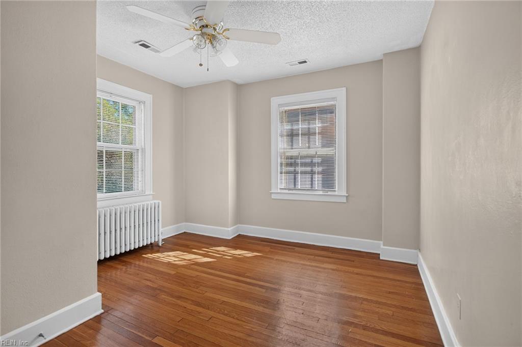 5212 Huntington Avenue Newport News VA 23607