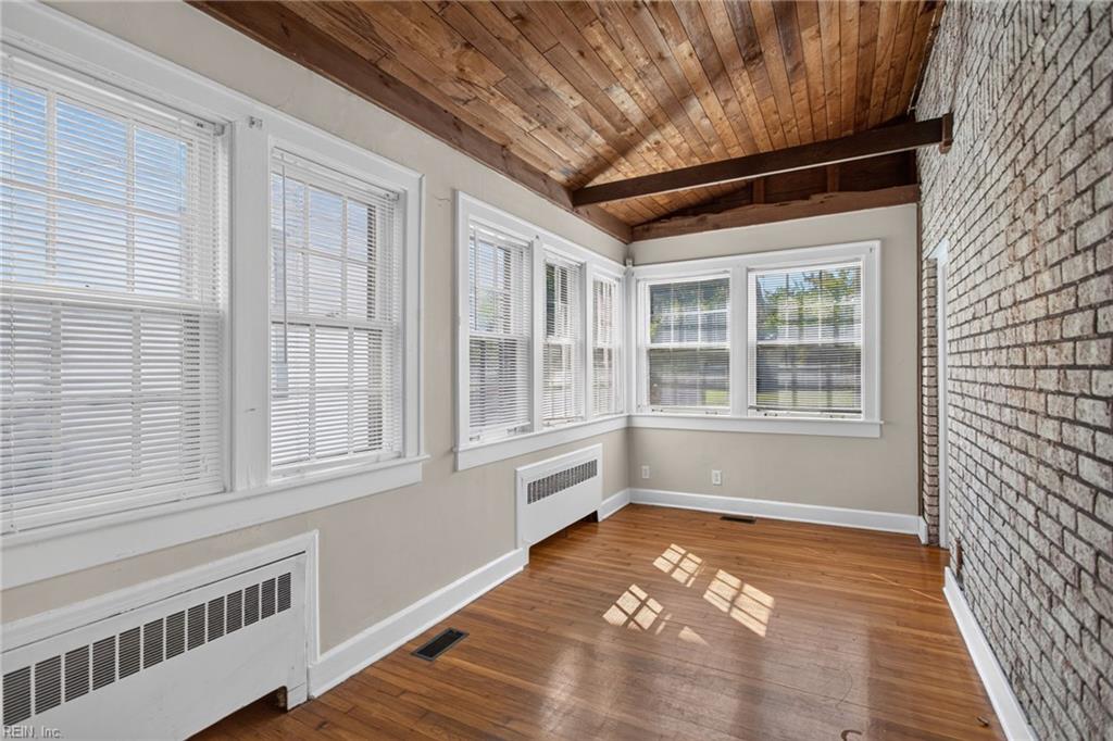 5212 Huntington Avenue Newport News VA 23607