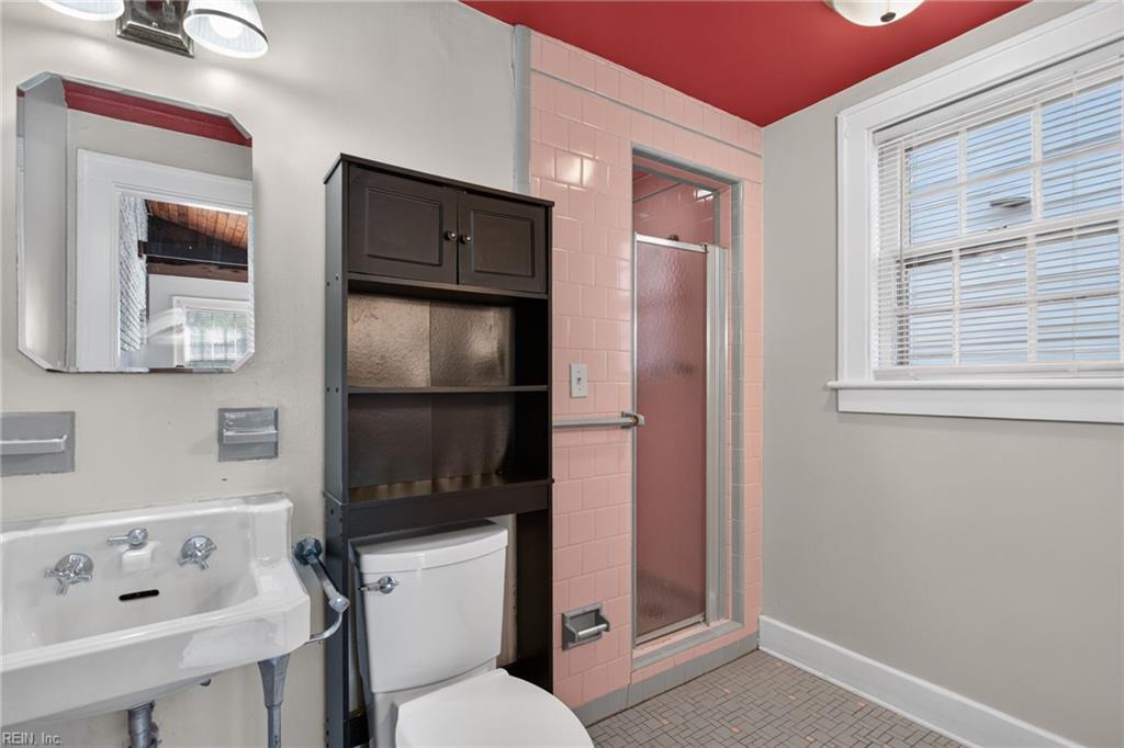 5212 Huntington Avenue Newport News VA 23607