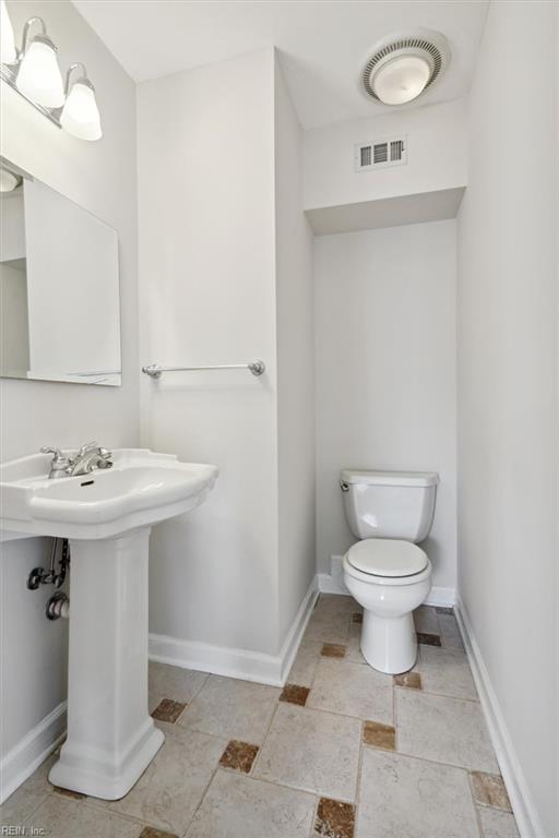 104 Pulaski Street Yorktown VA 23690
