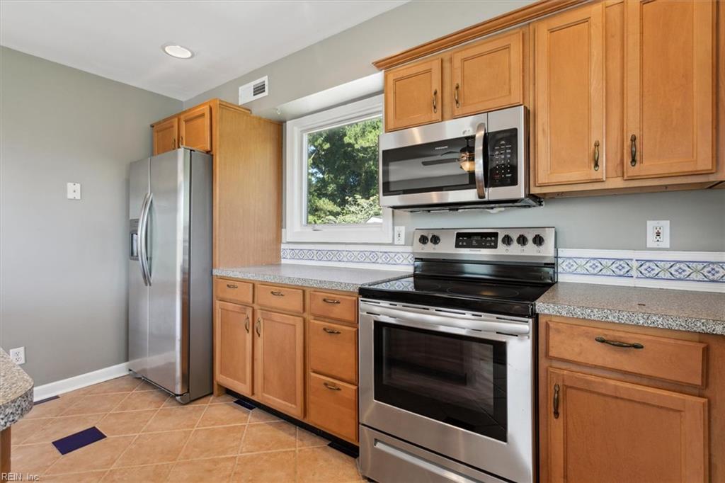 104 Pulaski Street Yorktown VA 23690