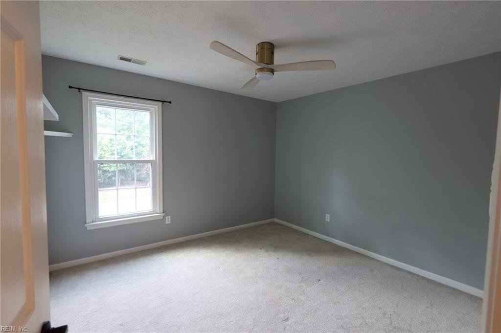 401 Rock Creek Court Yorktown VA 23693