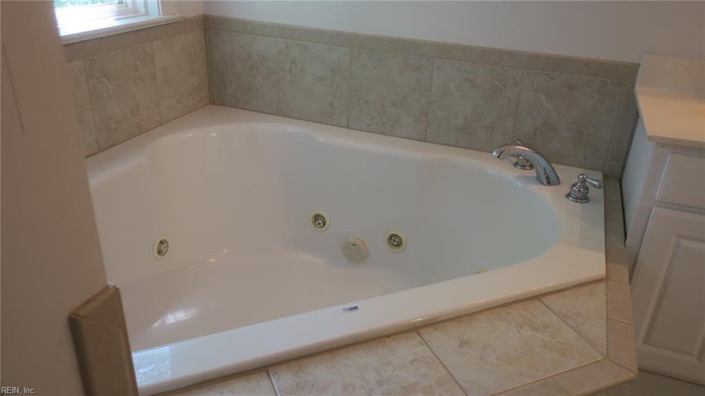 128 Great Glen Williamsburg VA 23188