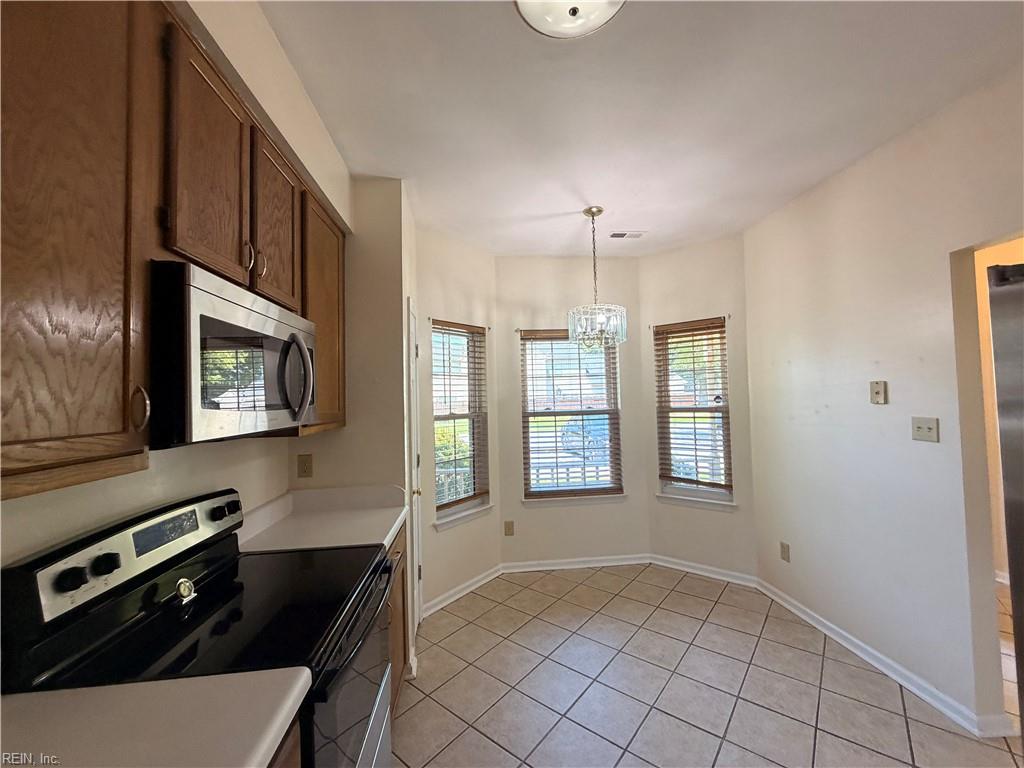 301 Wrought Iron Bend Yorktown VA 23693