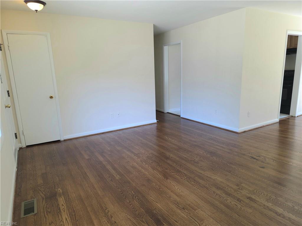 87 Kendall Drive Newport News VA 23601