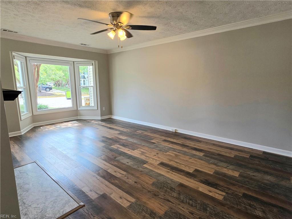 304 Arabian Circle Yorktown VA 23693