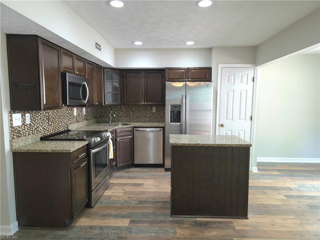 304 Arabian Circle Yorktown VA 23693