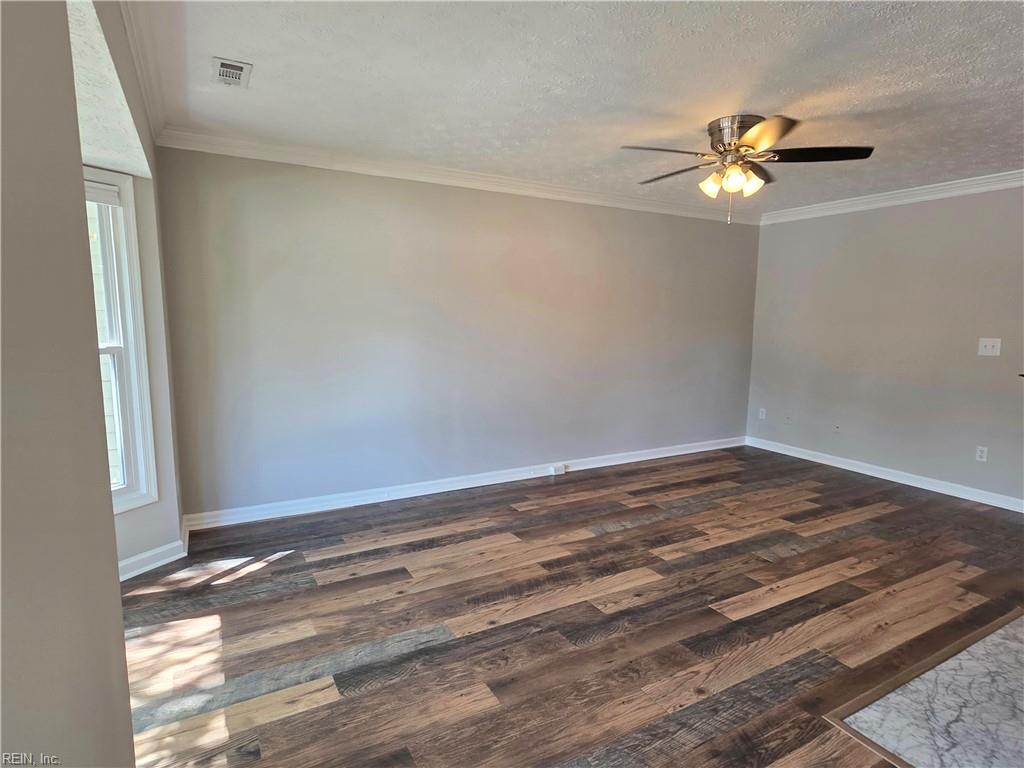 304 Arabian Circle Yorktown VA 23693
