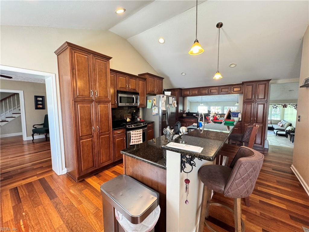 15 Elm Avenue Newport News VA 23601