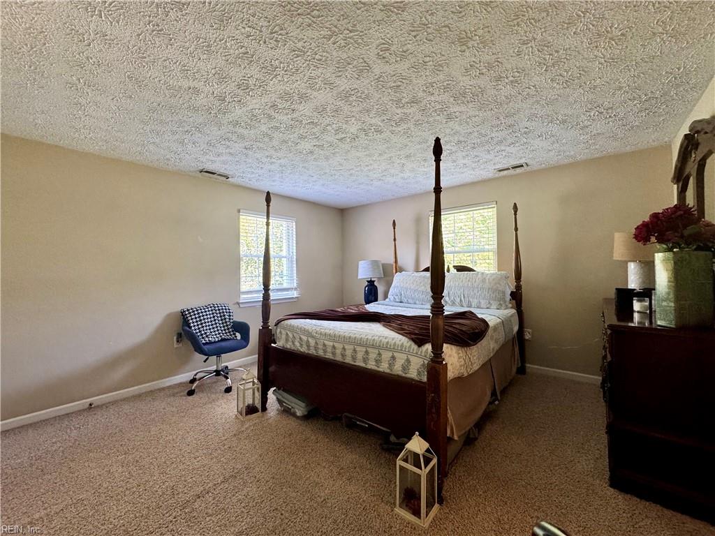 15 Elm Avenue Newport News VA 23601