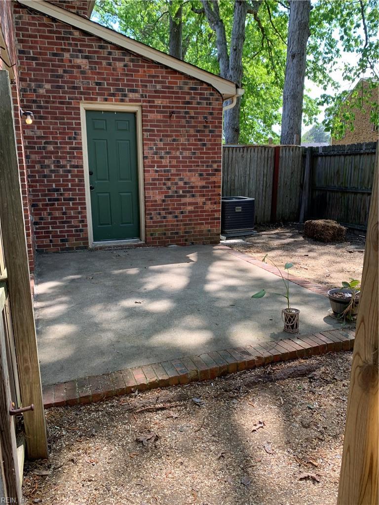 396 Circuit Lane Newport News VA 23608