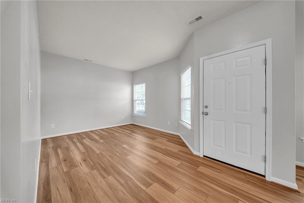408 Holmes Blvd Boulevard Yorktown VA 23692