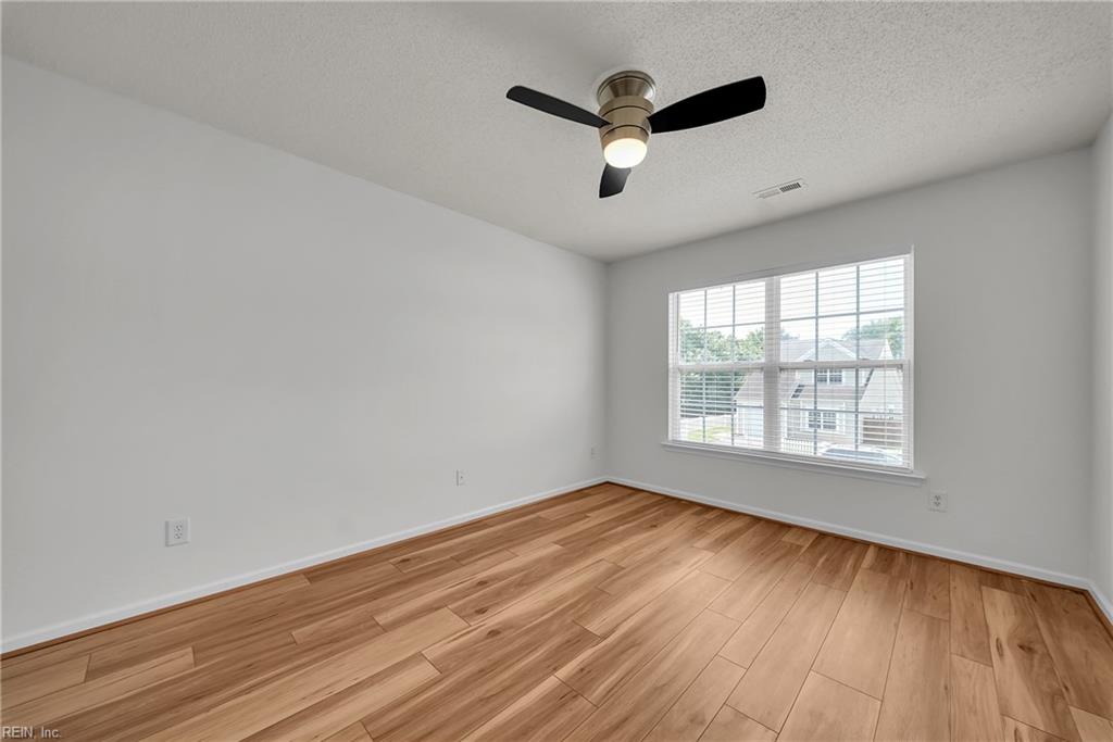 408 Holmes Blvd Boulevard Yorktown VA 23692