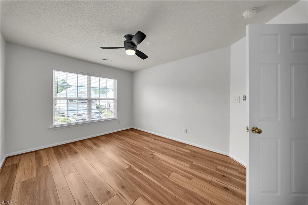 408 Holmes Blvd Boulevard Yorktown VA 23692