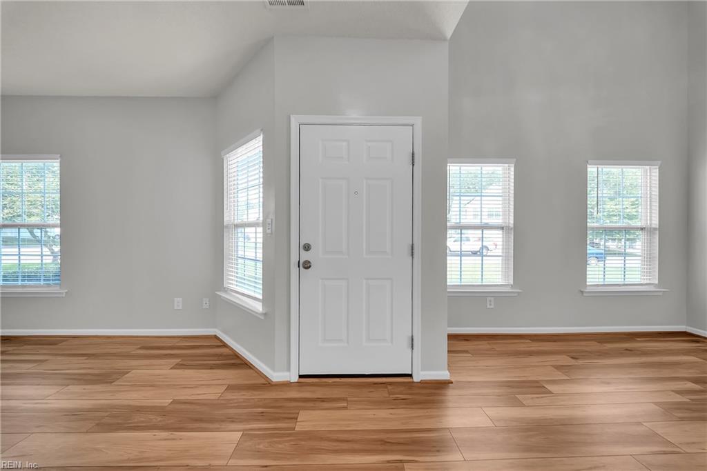 408 Holmes Blvd Boulevard Yorktown VA 23692
