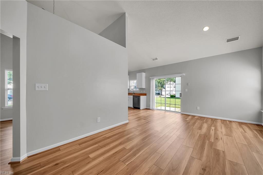 408 Holmes Blvd Boulevard Yorktown VA 23692
