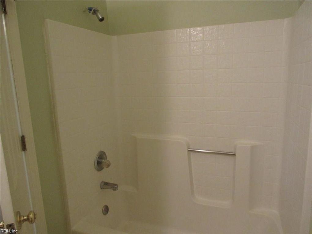 110 Foundry Court Yorktown VA 23693