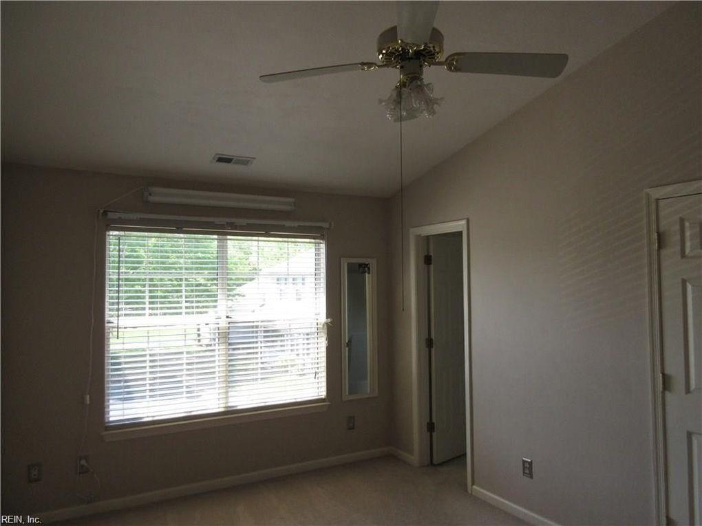 110 Foundry Court Yorktown VA 23693