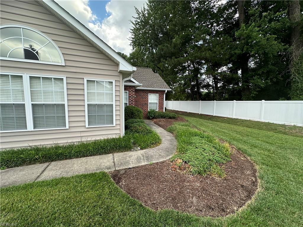103 Hautz Way Yorktown VA 23693
