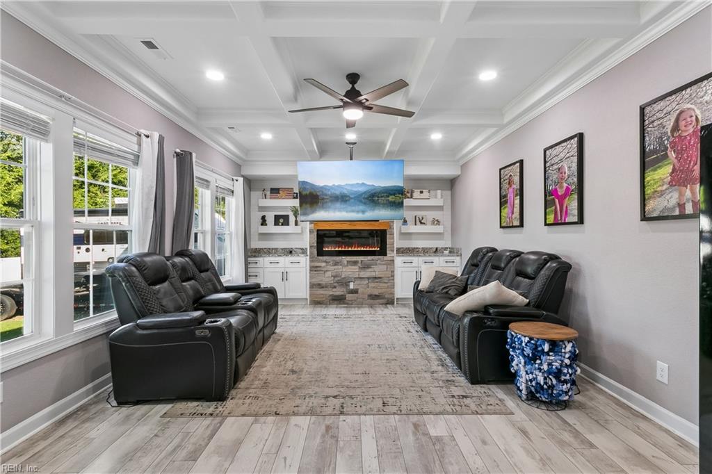 367 Poplar Avenue Newport News VA 23607