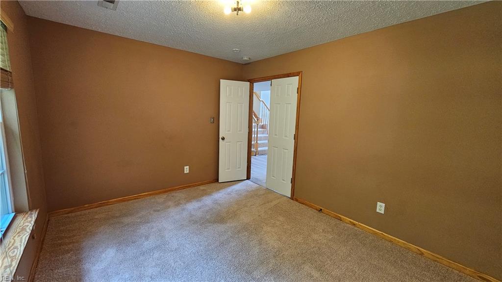 211 Tallyho Drive Yorktown VA 23693