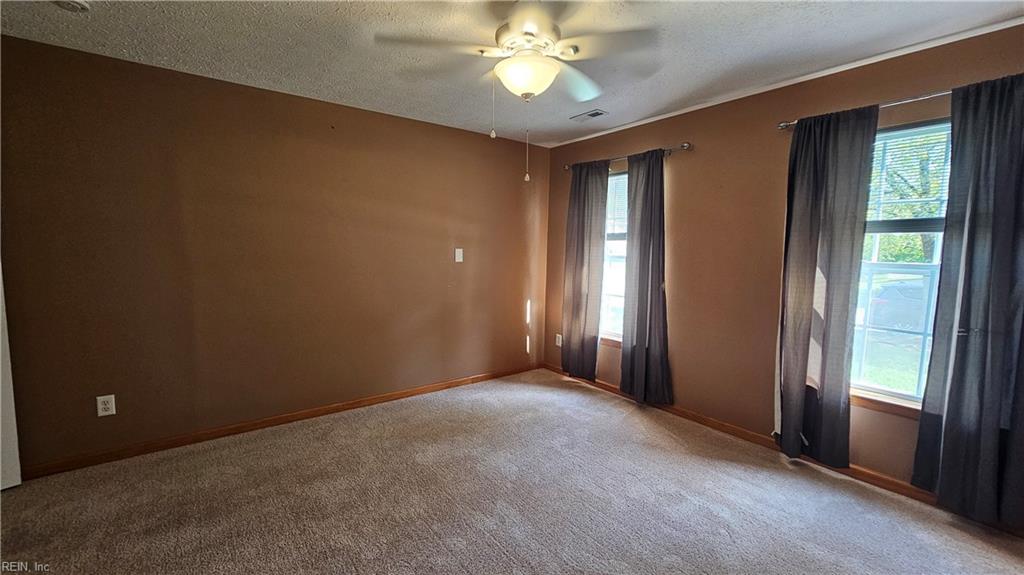 211 Tallyho Drive Yorktown VA 23693