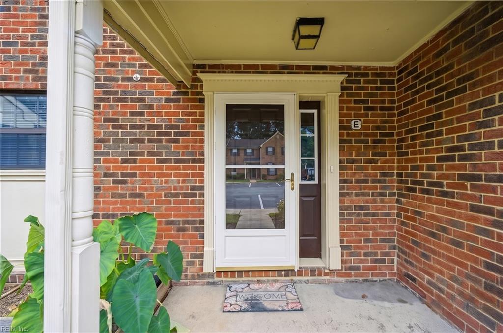 372 Circuit Lane Newport News VA 23608