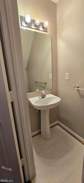 108 White Cedar Lane Yorktown VA 23693
