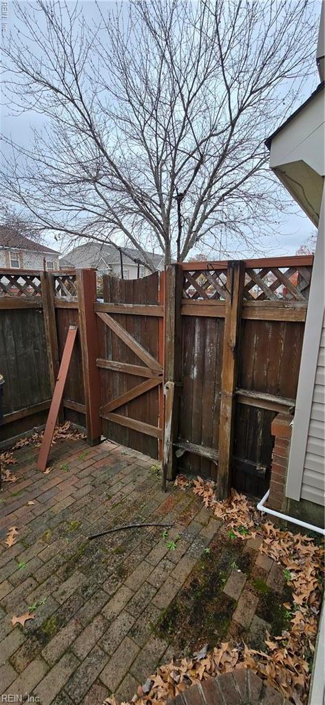 108 White Cedar Lane Yorktown VA 23693