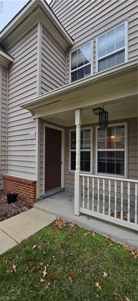 108 White Cedar Lane Yorktown VA 23693