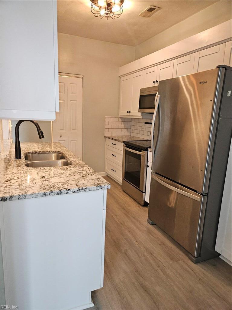 102 Chanticlair Drive Yorktown VA 23693