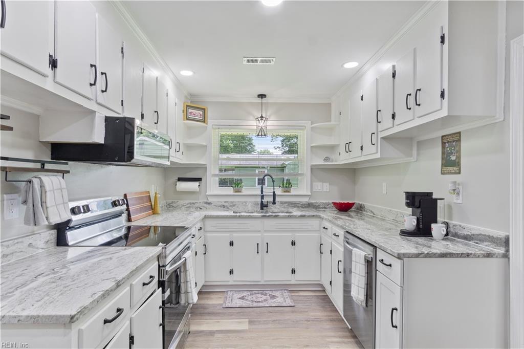 20 Atkins Lane Newport News VA 23602