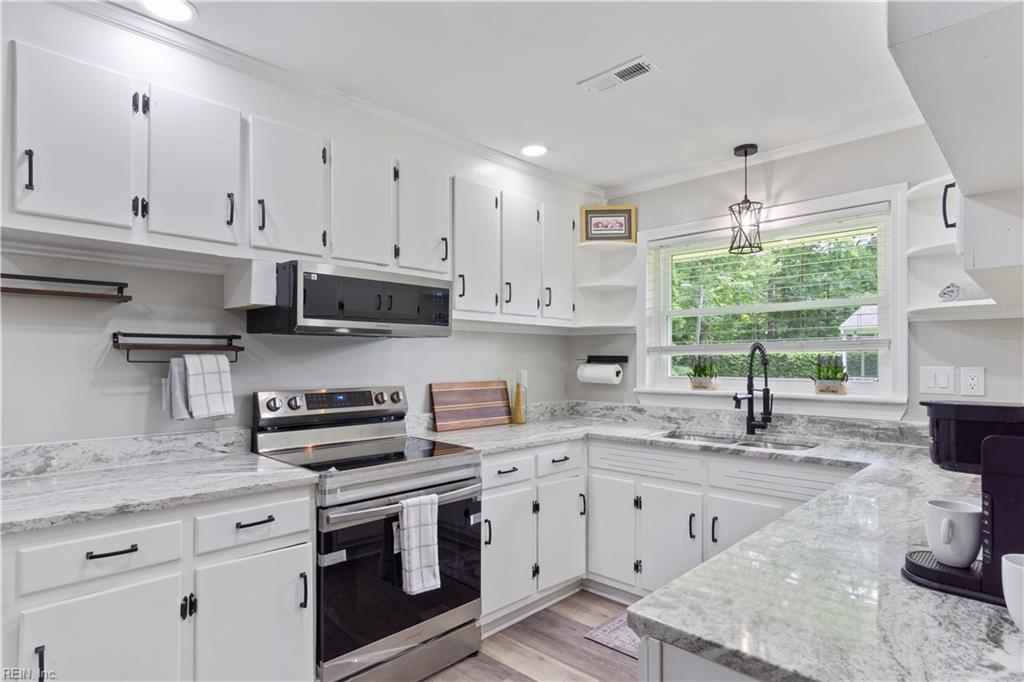20 Atkins Lane Newport News VA 23602