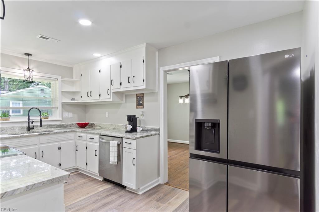 20 Atkins Lane Newport News VA 23602