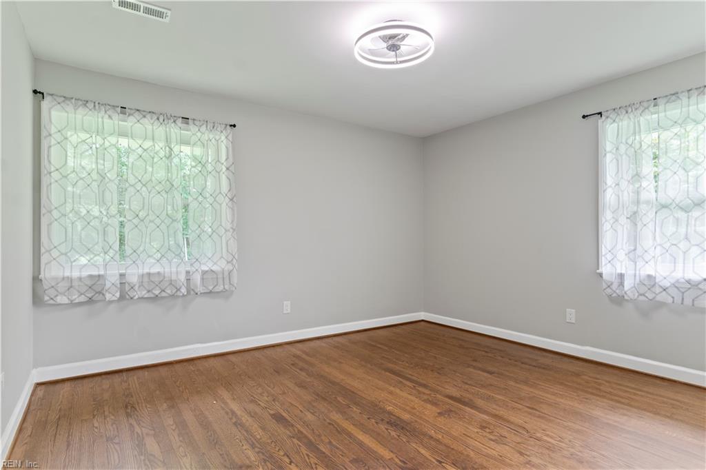 20 Atkins Lane Newport News VA 23602