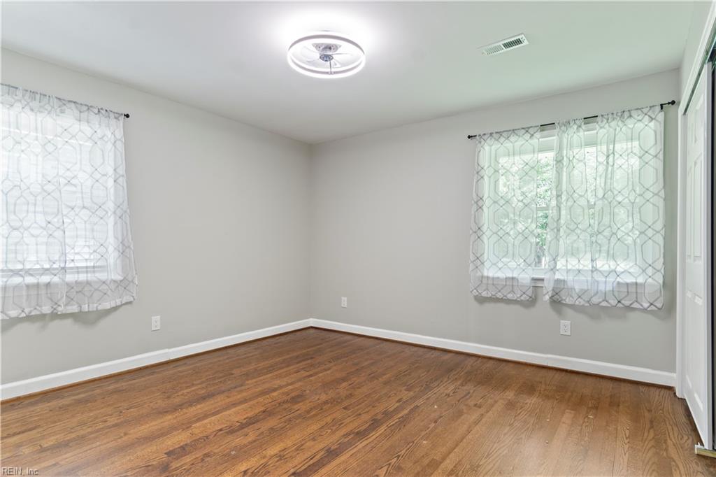 20 Atkins Lane Newport News VA 23602